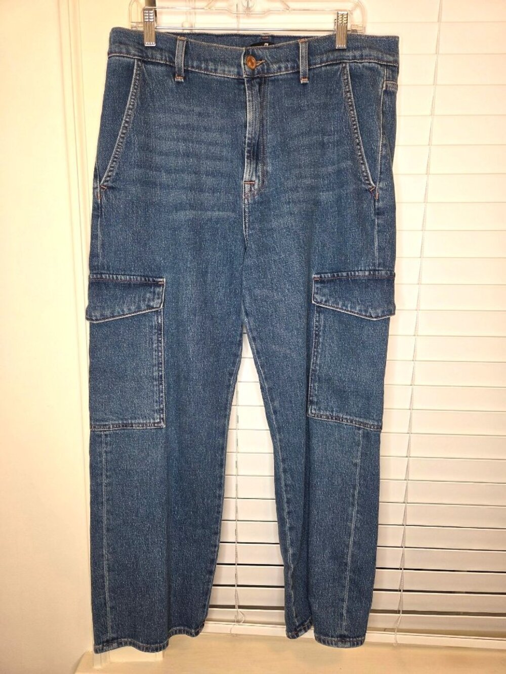 Womens 7 For All Mankind Cargo Logan Blue Bell Denim Jeans Size 31 Retro - Picture 1 of 8